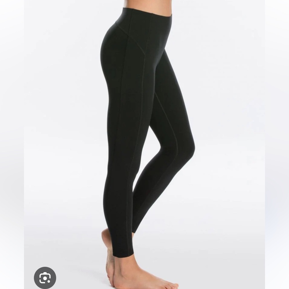 Spanx seamless black leggings
